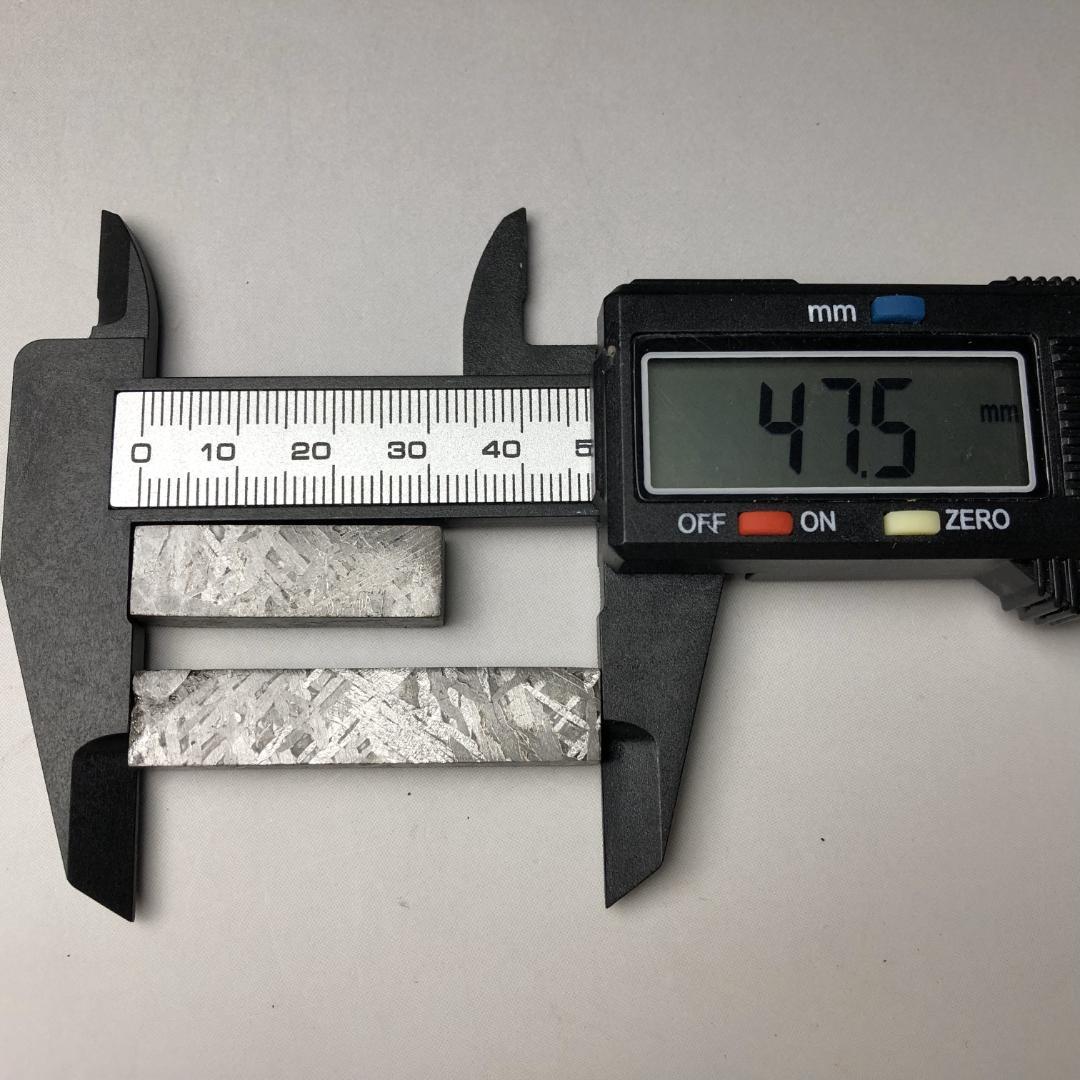 アルタイ隕石　 鉄隕石　メテオライト鉄隕石　原石 　重さ約45ｇ