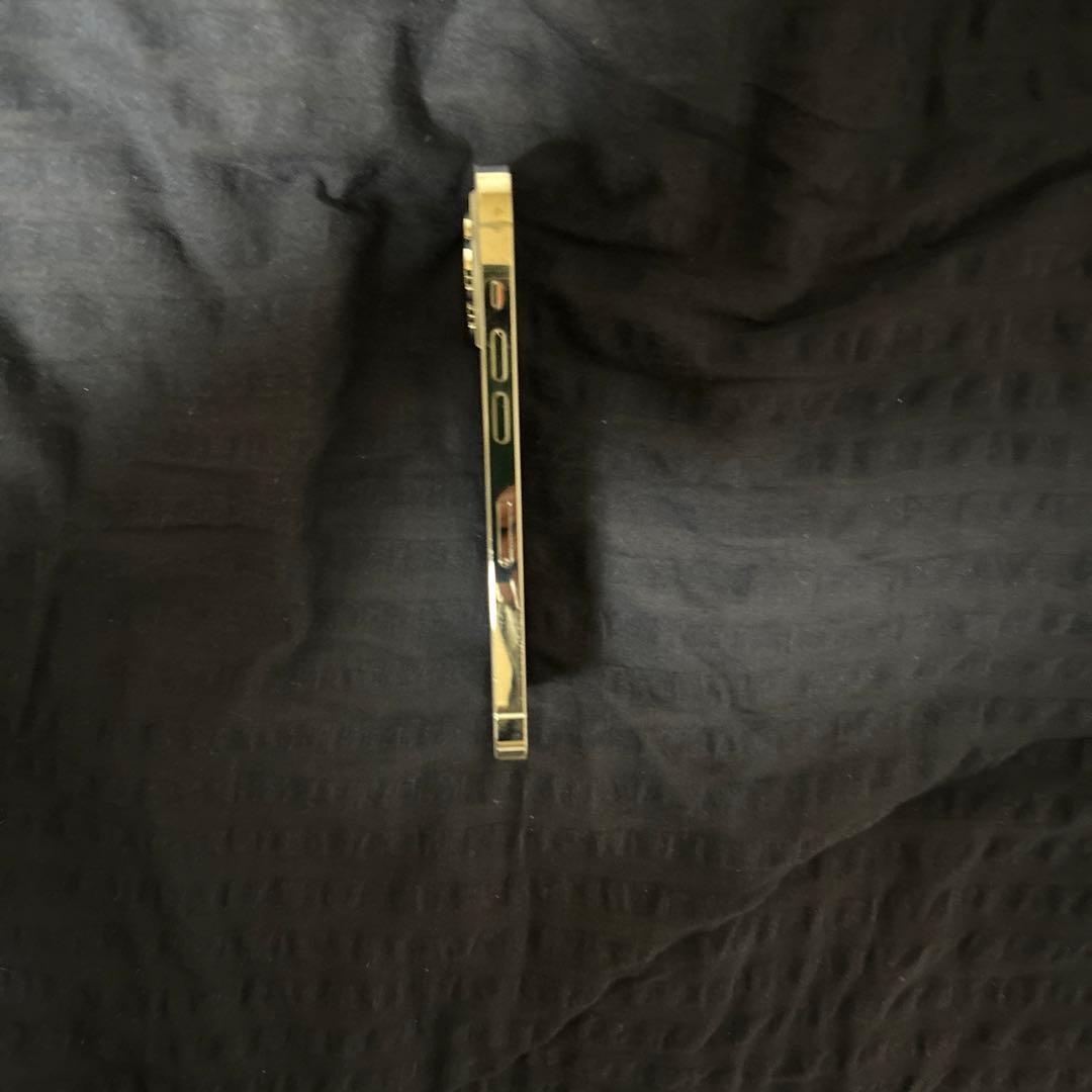 Apple iPhone 13 シルバー 本体