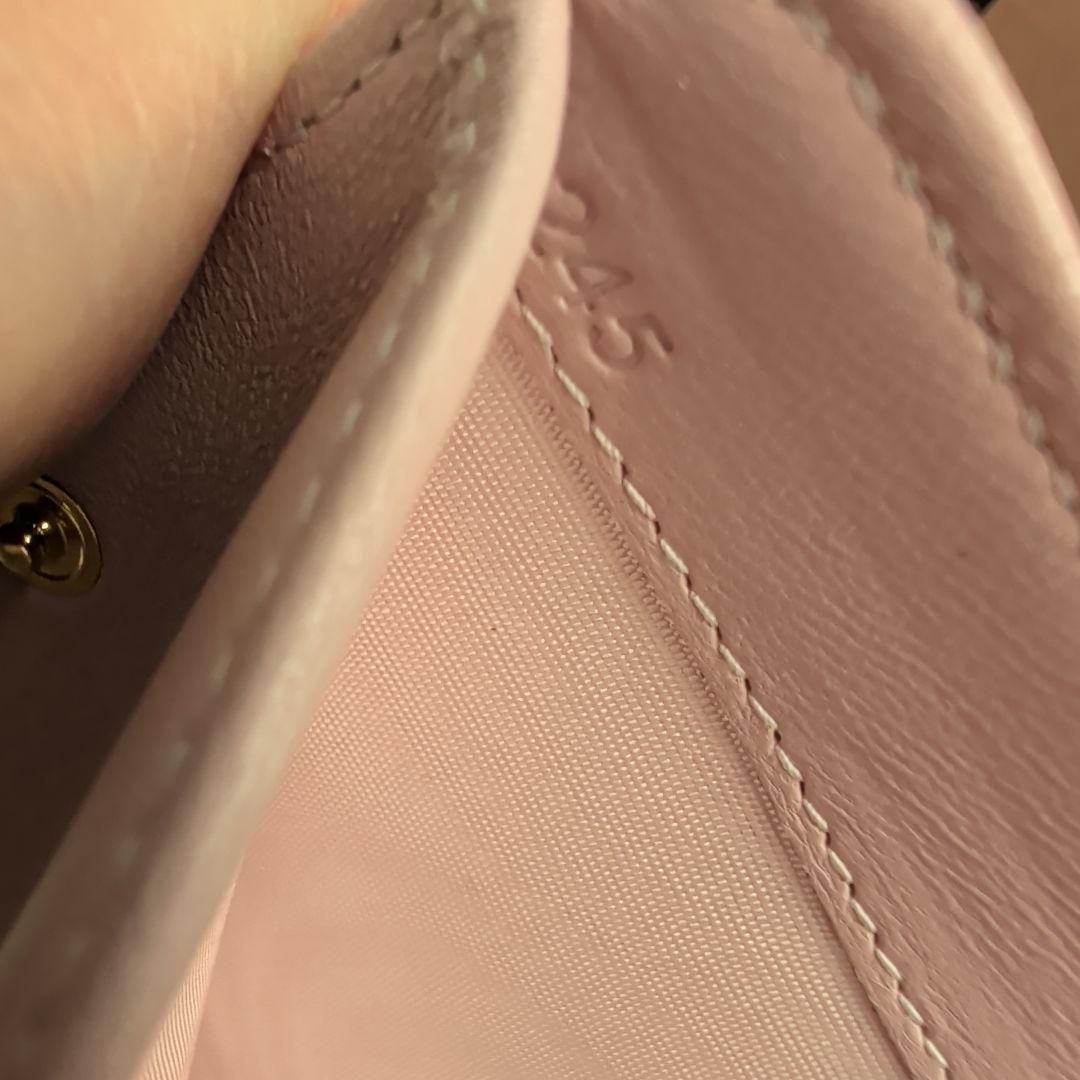 Miu Miu ピンク レザー 二つ折り財布