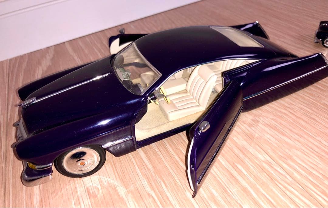 1/24 1/64 ホットウィールレジェンドシリーズCADZZILLAキャジラ