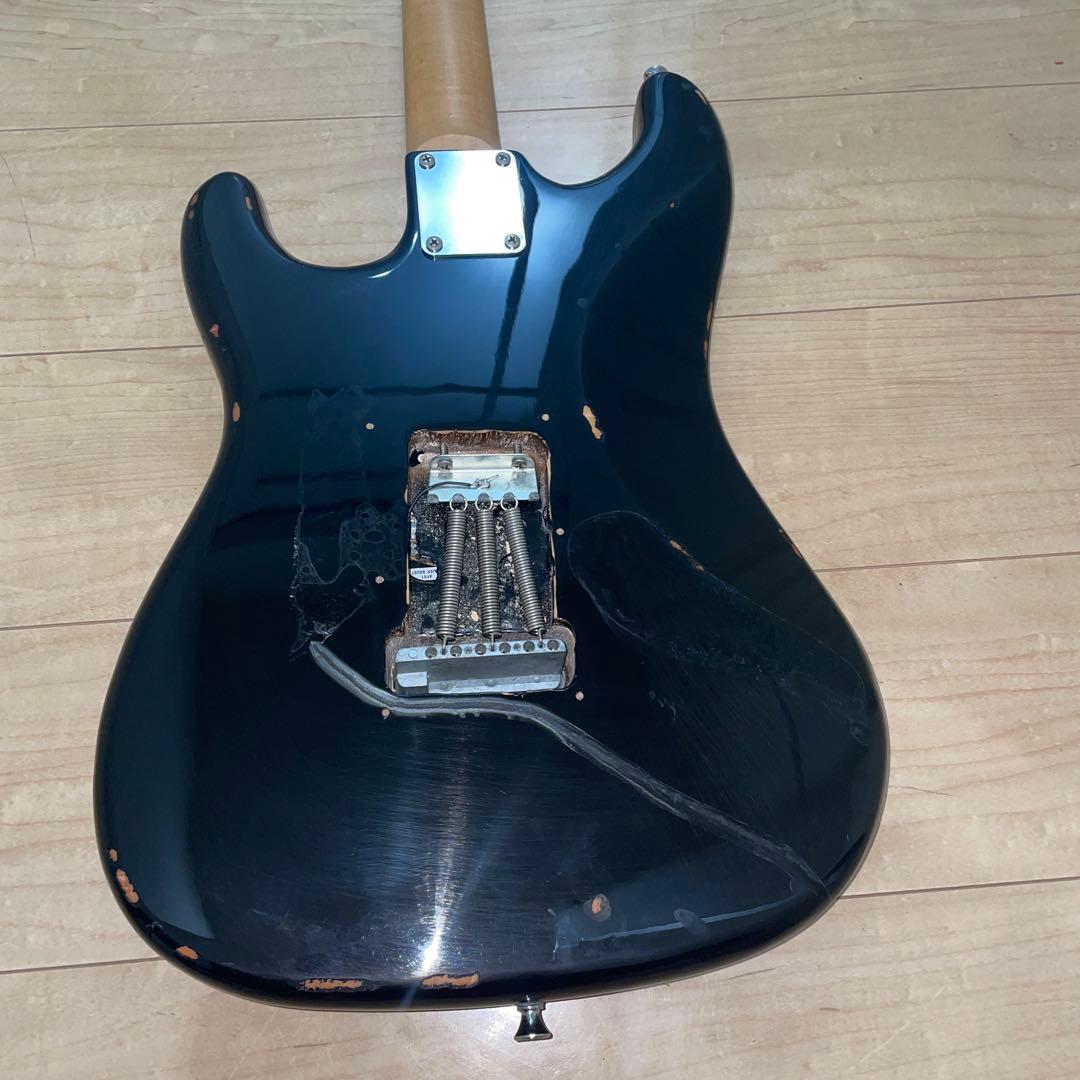 高級ピックアップ搭載　いい音　ストラトキャスタータイプ　弦高調整済み　です