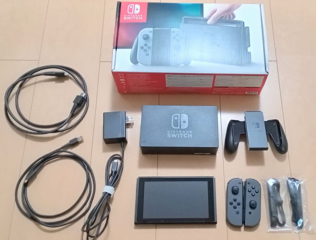 美品　Nintendo Switch 本体 グレー