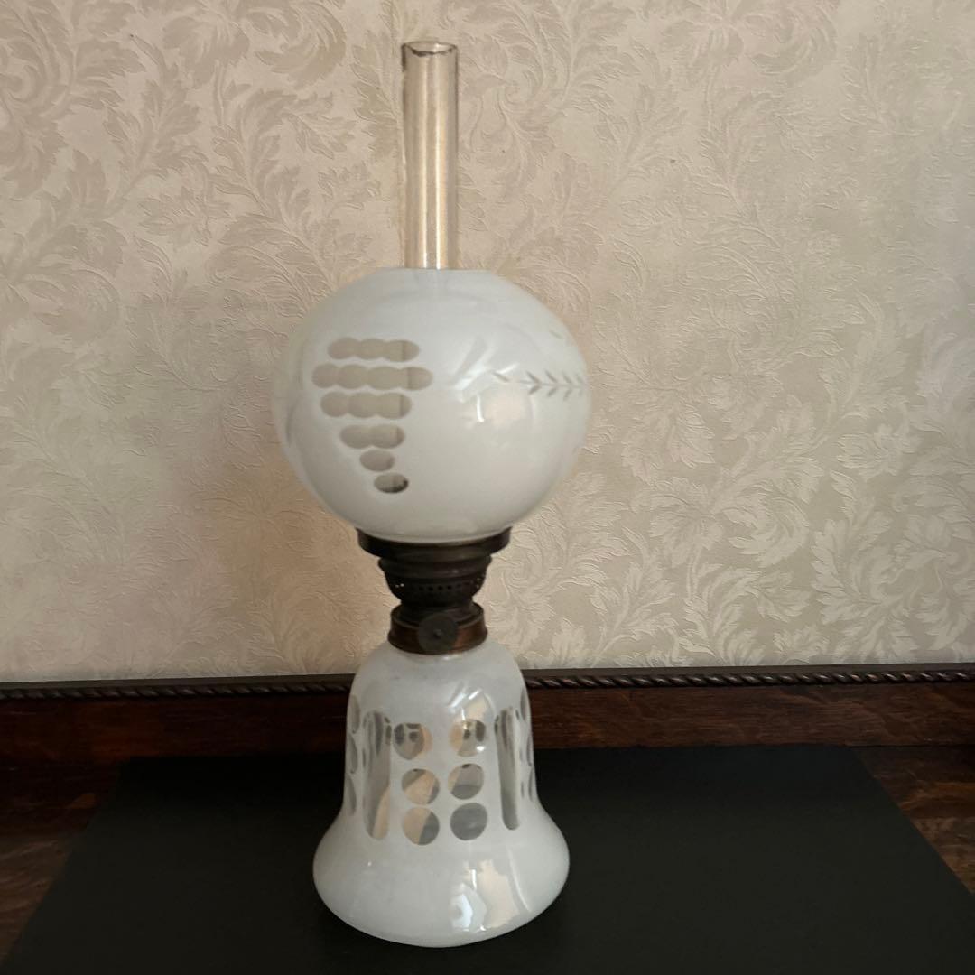 アンティーク　乳白　切子オイルランプ 昭和レトロ