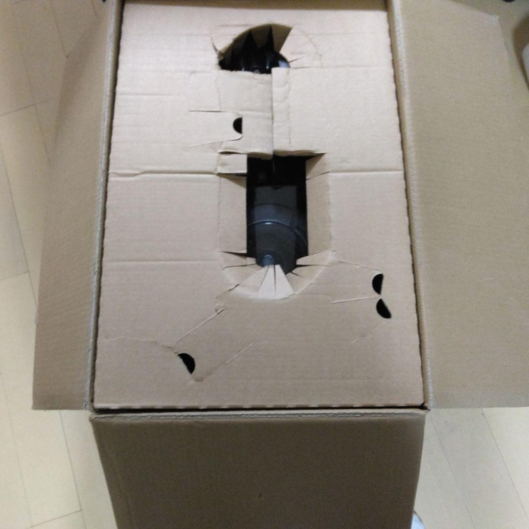 Kärcher Puzzi 8/1 C キャニスター掃除機(ホース破れ)