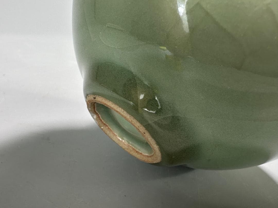 中国美術　龍泉窯　青磁茶杯　煎茶碗　貫入　盃　唐物