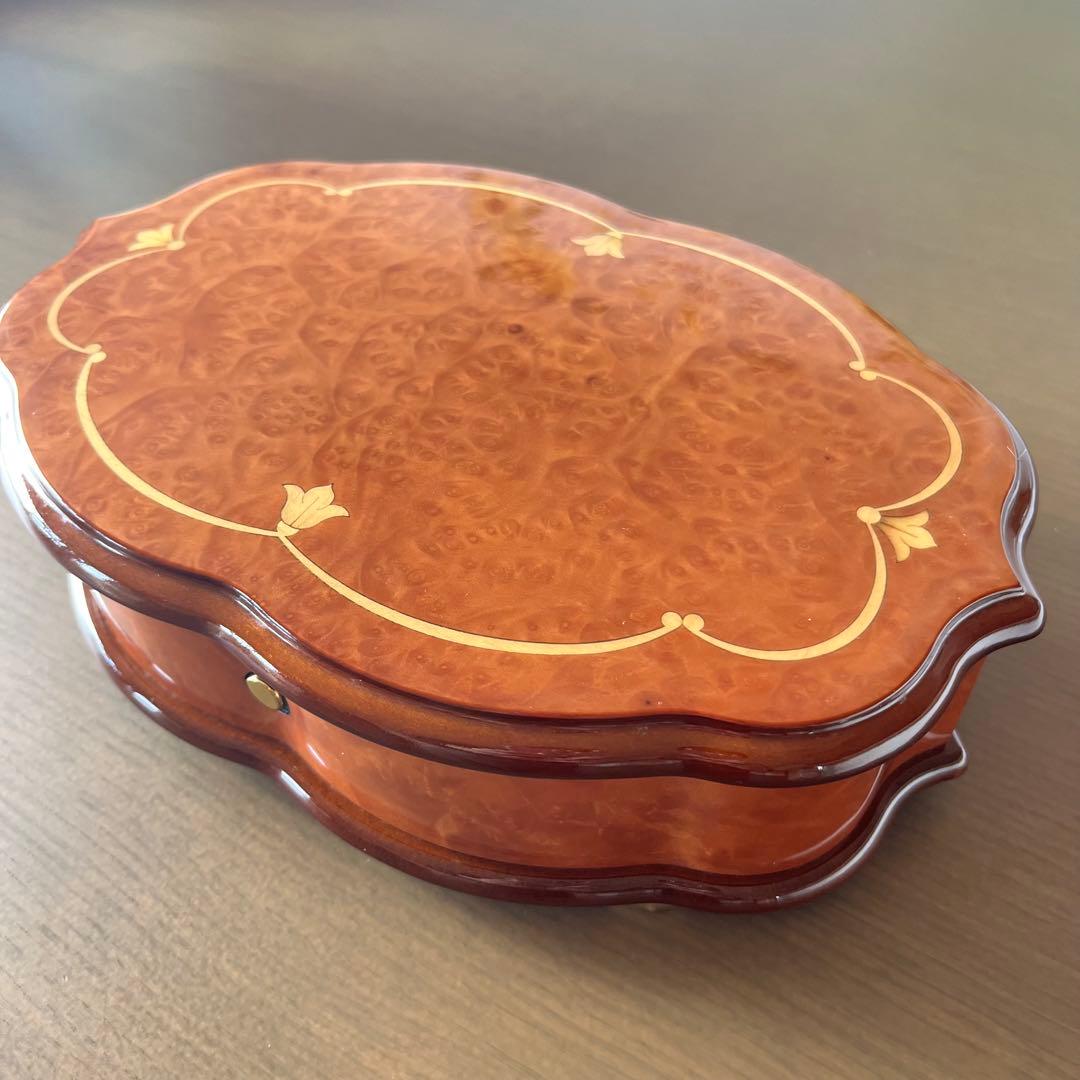 リュージュ72弁オルゴール Canon リーフ型象篏細工