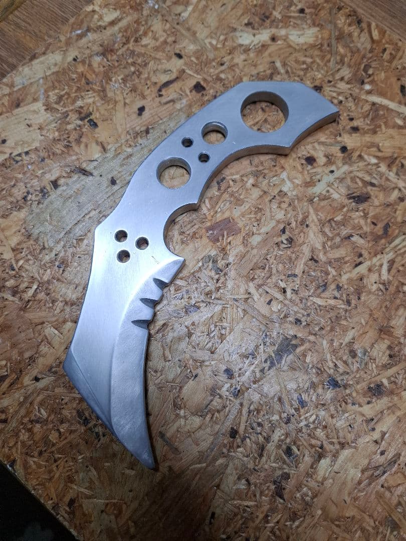 カランビット　54