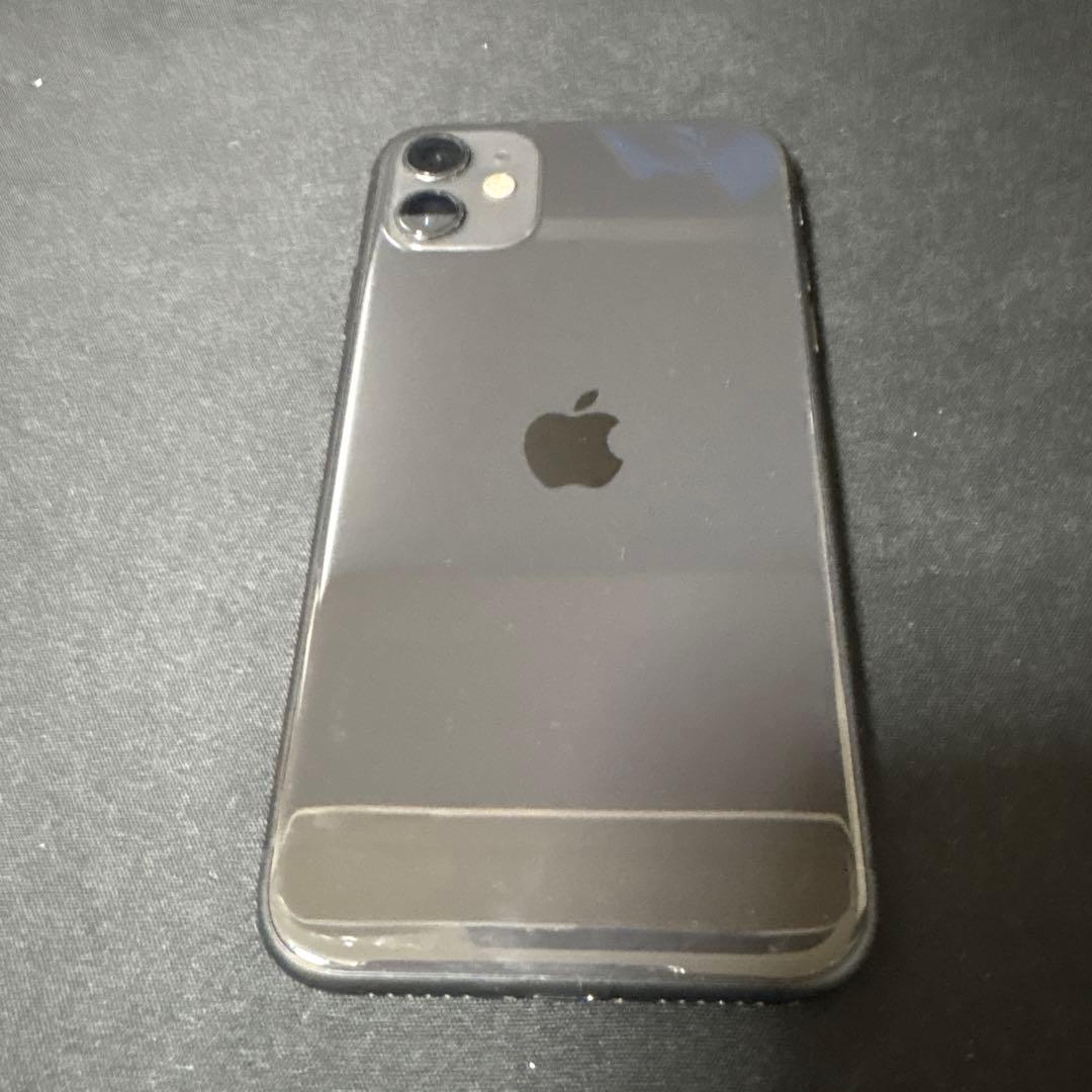 iPhone11 64GB SIMロック有り（ソフトバンク）