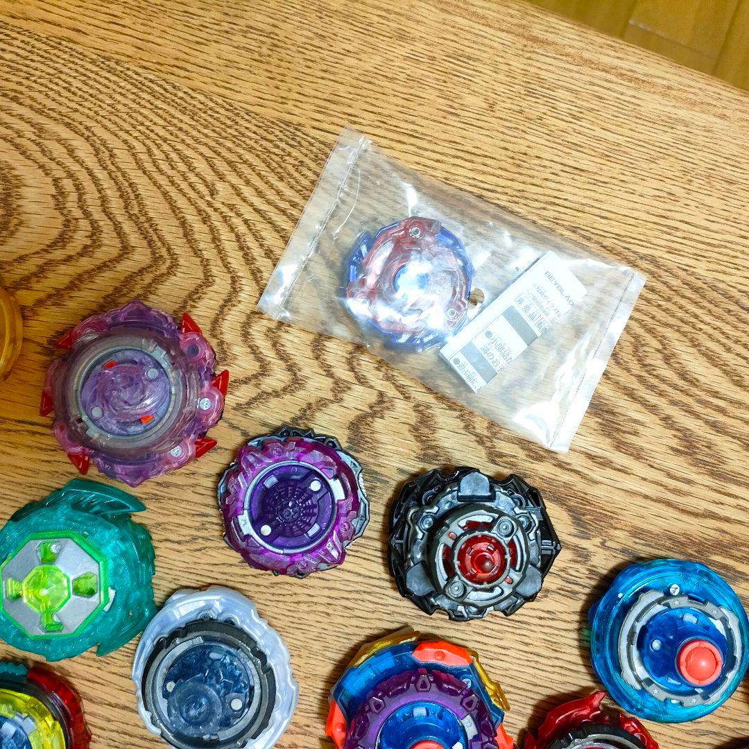 中古品ベイブレード大量まとめて