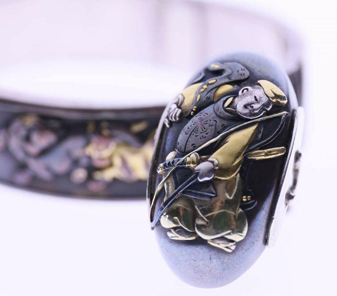 超絶技巧 江戸～明治期 栗形指輪 武者の図 里帰り品 金銀象嵌日本刀 目貫 赤銅