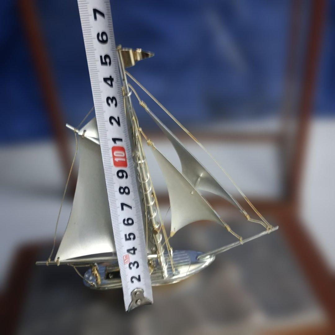 4558)銀製　ヨットの置物　銀製の刻印あり。