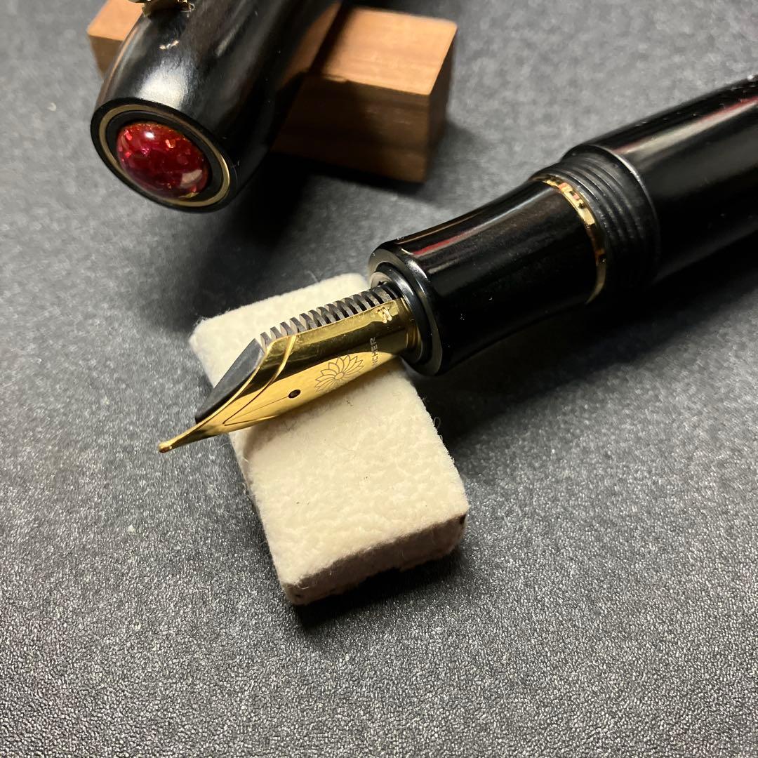 ワンチャー製ベークライト七宝万年筆　Ｍ中字 新品未使用品