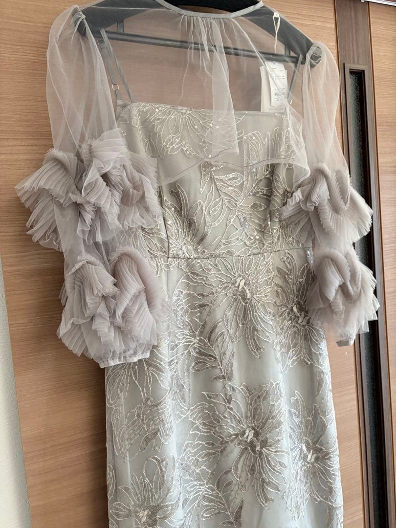 【Leja】フラワースパンコールチュールフリルスリーブIラインワンピース