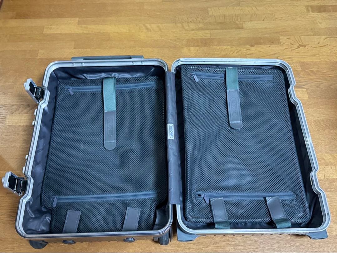 【絶版モデル】RIMOWA LIMBO 32L リモワスーツケースキャリーケース