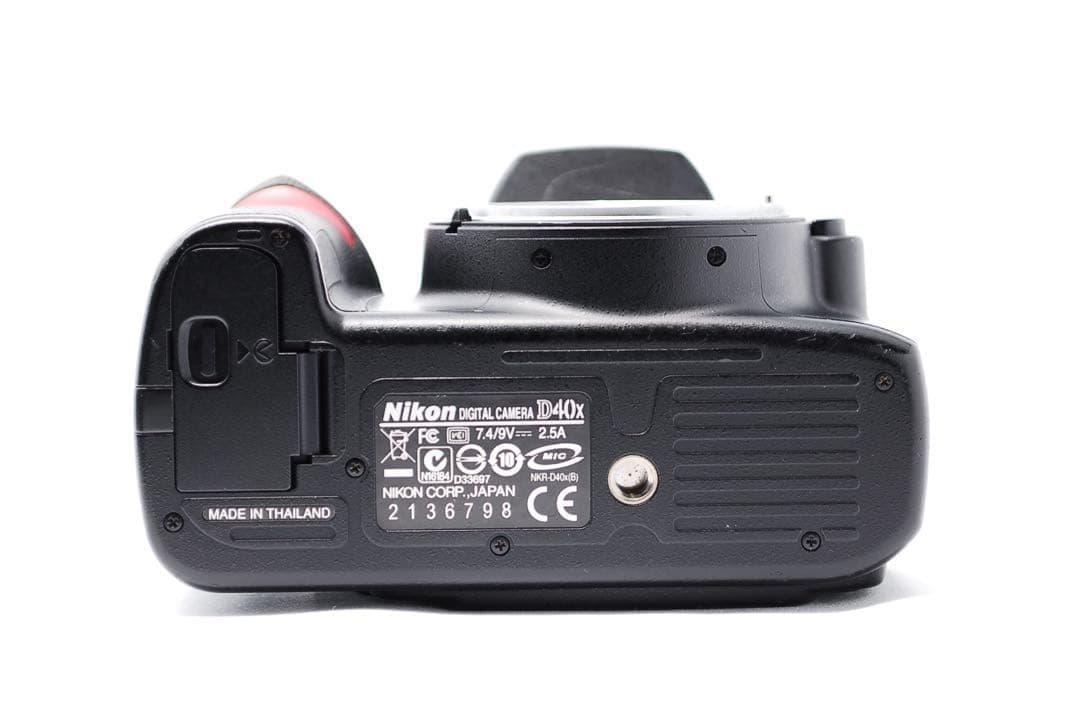 鮮やかな写り✨小型軽量✨Nikon D40X✨一眼レフデビューに✨
