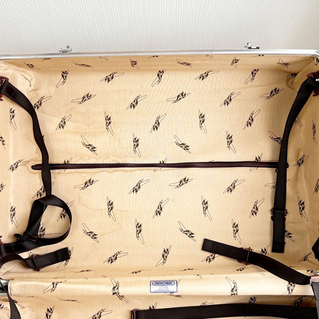 リモワ　廃盤モデル　クラシックフライト　63L 大容量　希少　ジュラルミン　4輪