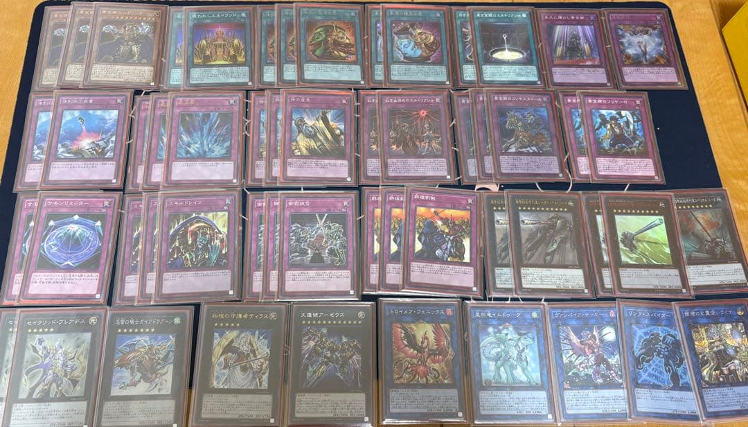 【引退品】レアカード、レアスリーブ多数！！遊戯王 引退品 まとめ売り
