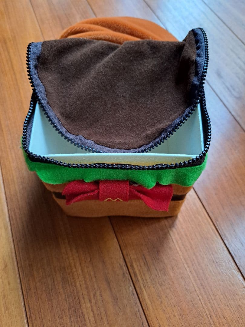 レア品！！マクドナルド ハンバーガー型CD収納ケース