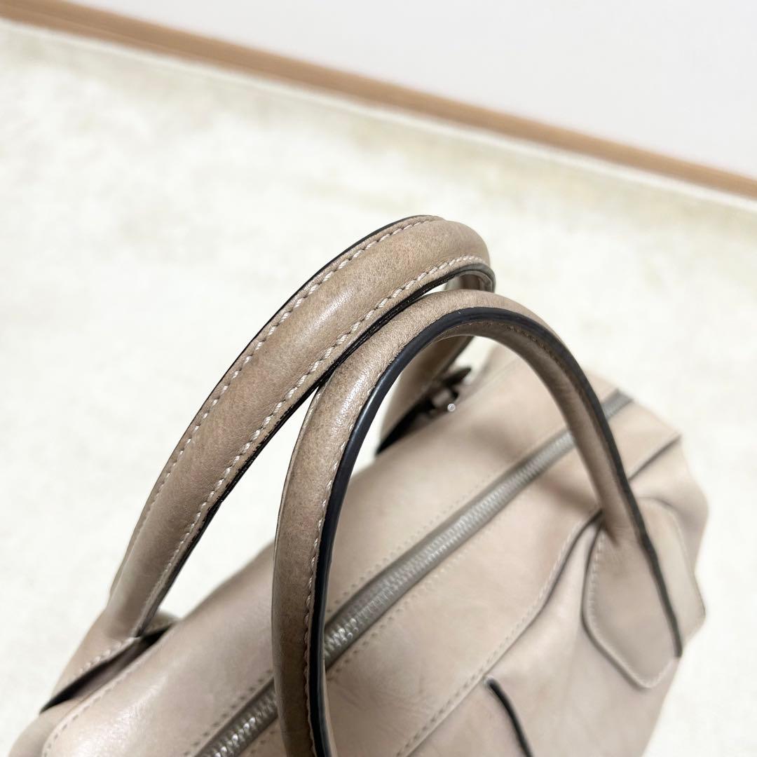 美品　トッズ　TOD'S Dスタイリング　ボストンバッグ　オールレザー　ベージュ