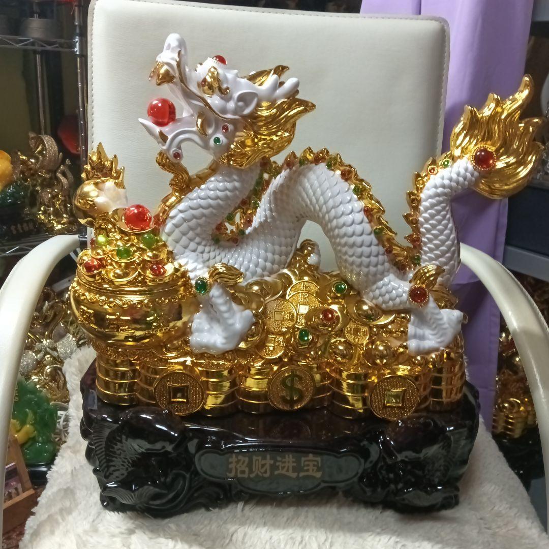 中国工芸品　白色と金色の白龍　ダンシングドラゴン