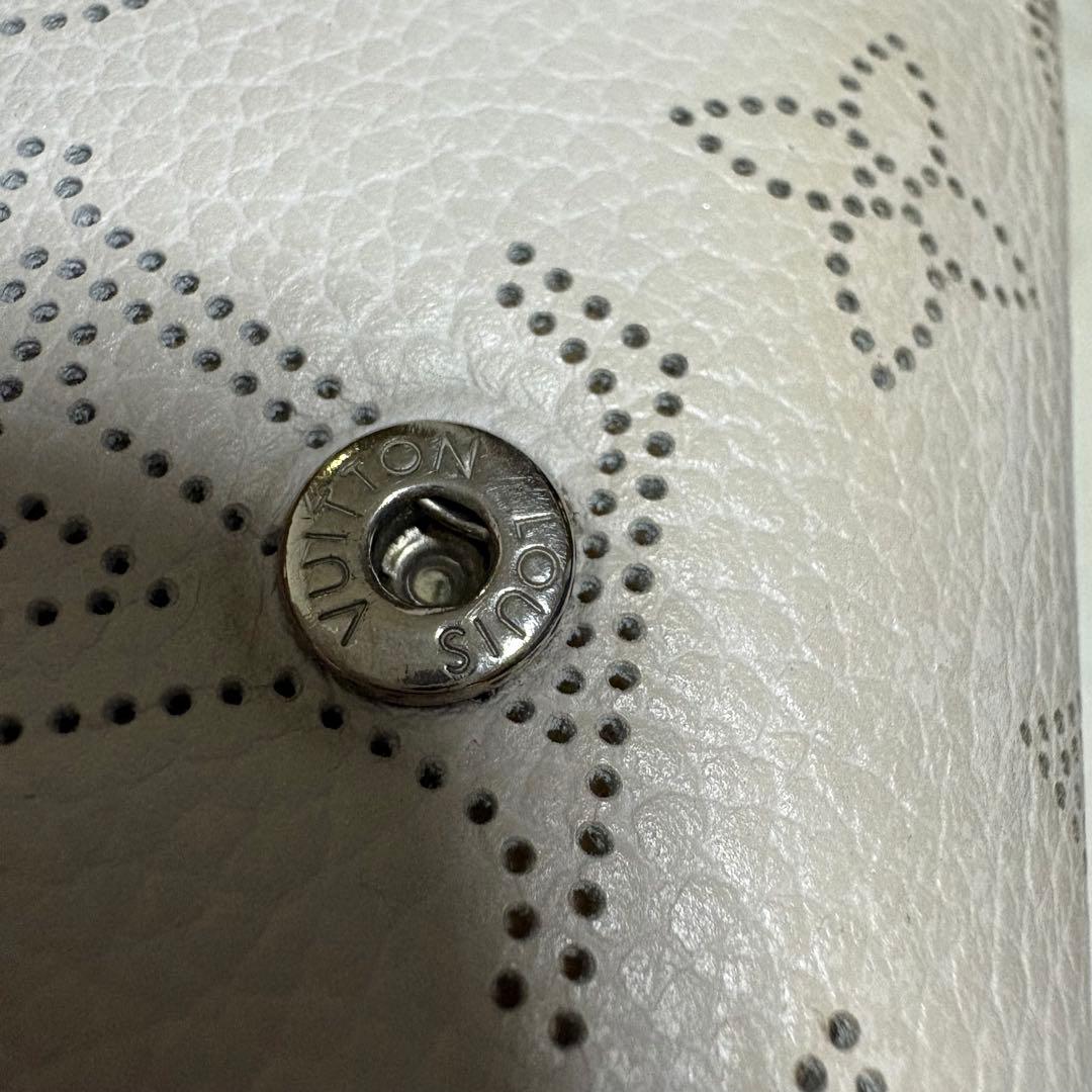 ルイヴィトン 日本限定品　ポルトフォイユ・イリス XS ミニ財布