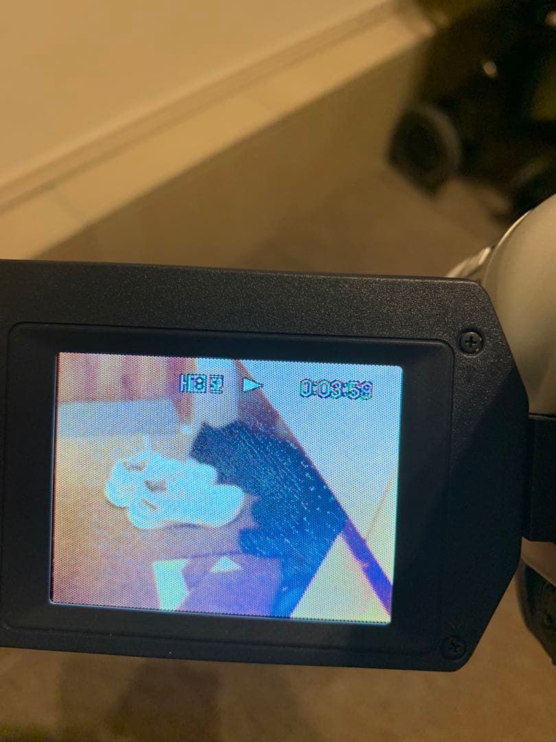 ビデオカメラ Sony Handycam video Hi8 240x CCD-Trv106