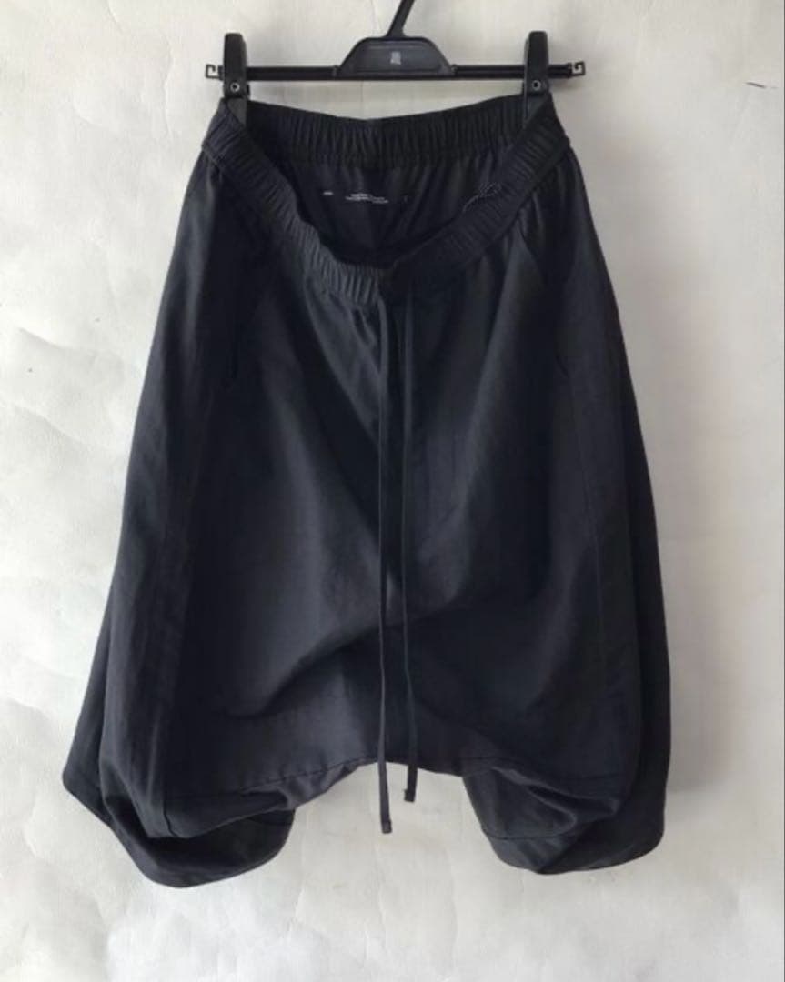 超美品！！ユリウス23PRE FWサルエル6部丈ハーフパンツ