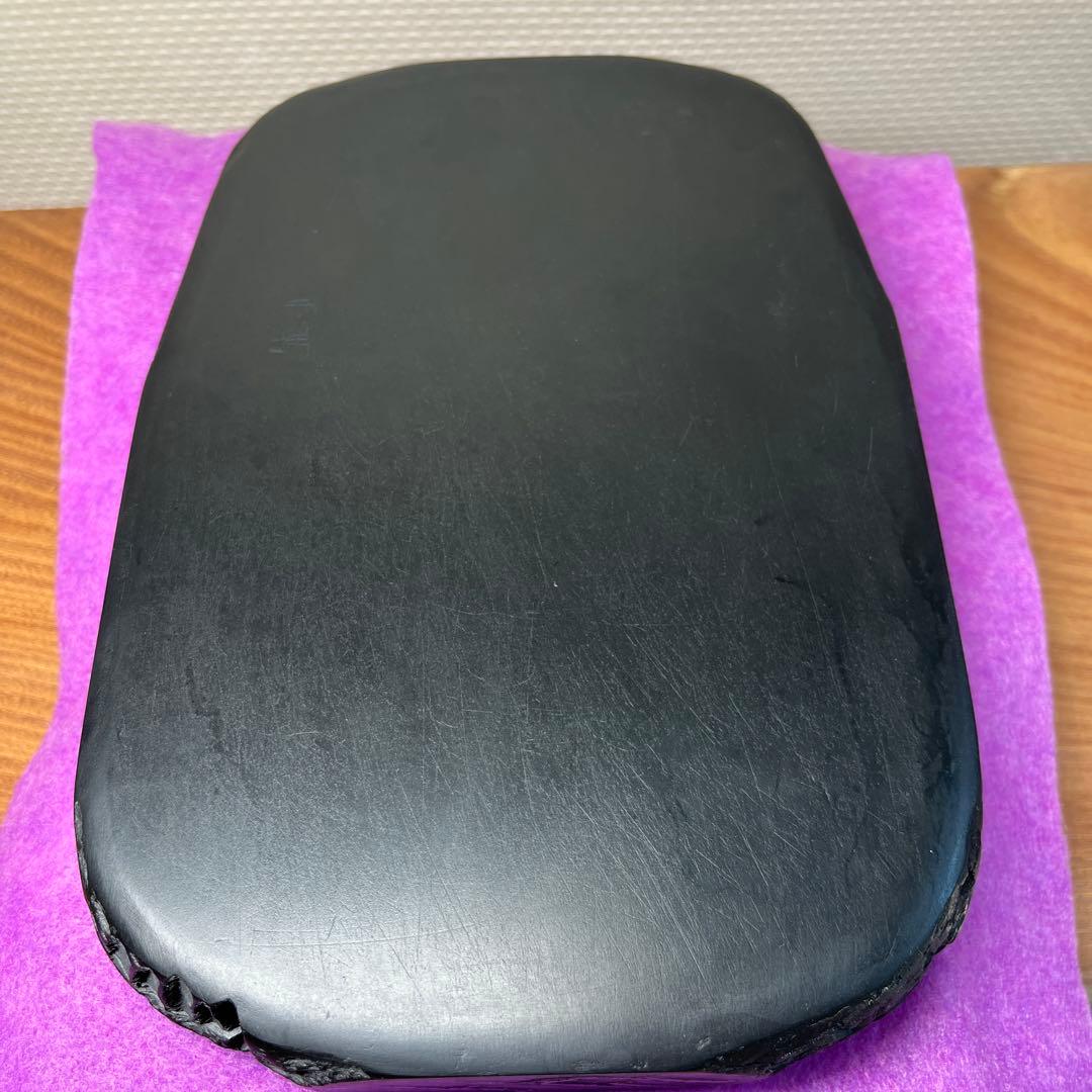 ⭕️雨端硯　名工　12代　雨宮弥兵衛　縁に昇雲を彫刻　程度良い　大型自然硯