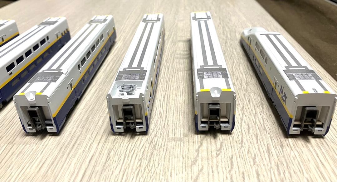 KATO E4系新幹線Max8両セット10-292、293