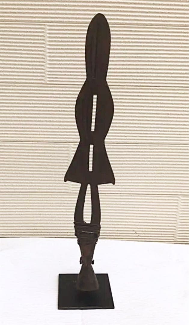 アフリカ盾　台座付き