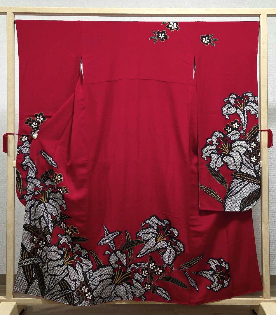 E◆着物くつろぎ 百合の花模様 金彩 金駒刺繍 赤 黒 正絹 振袖 成人式 着物