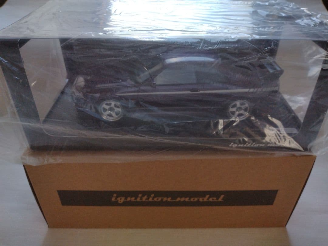 イグニッションモデル1/18スカイライン　R33　GT-R 400R