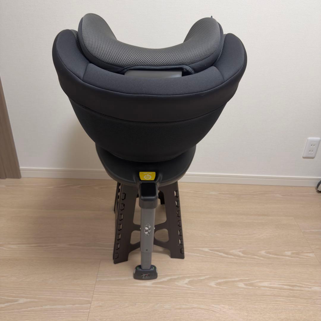 Joie アーク360° ISOFIX 回転式 ブラック