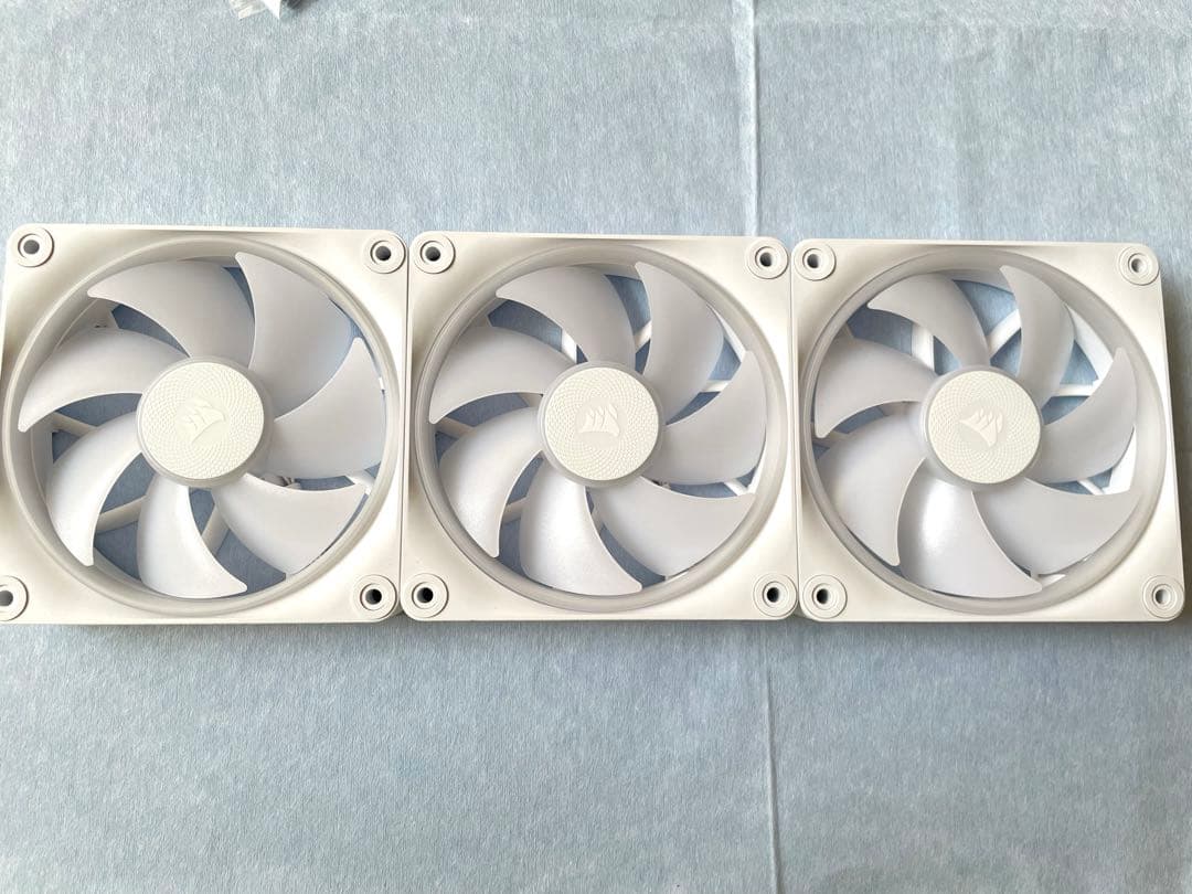 Corsair LX120 RGB ホワイト スターターキット