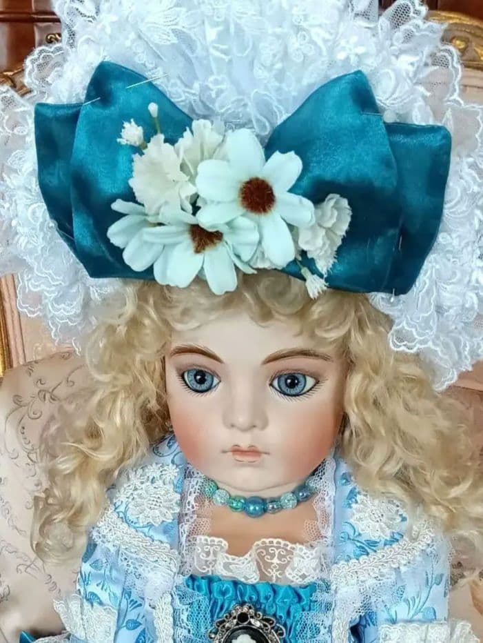 チューイ　❤️ジャケット＆スカート、ボネのセットアップ