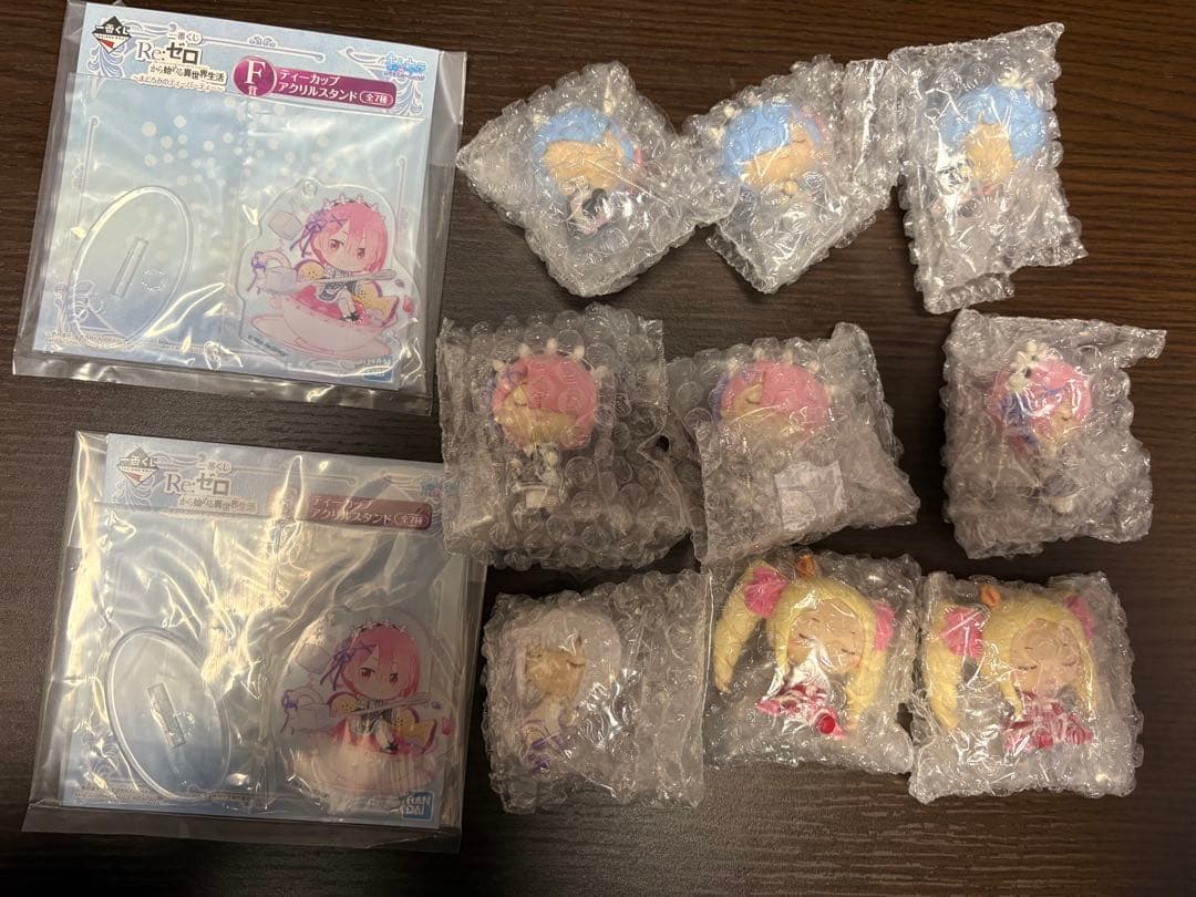 五等分の花嫁、カノカリ、ホロライブ、にじさんじ、ぼざろ、リゼロまとめ売り