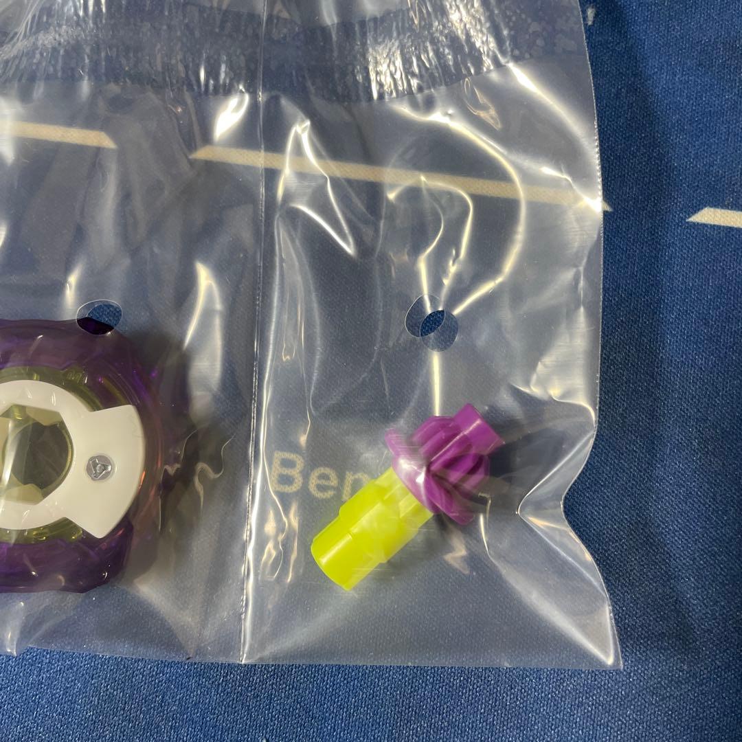 ベイブレードX オロチクラスタ 6-60LF ベイコード未使用