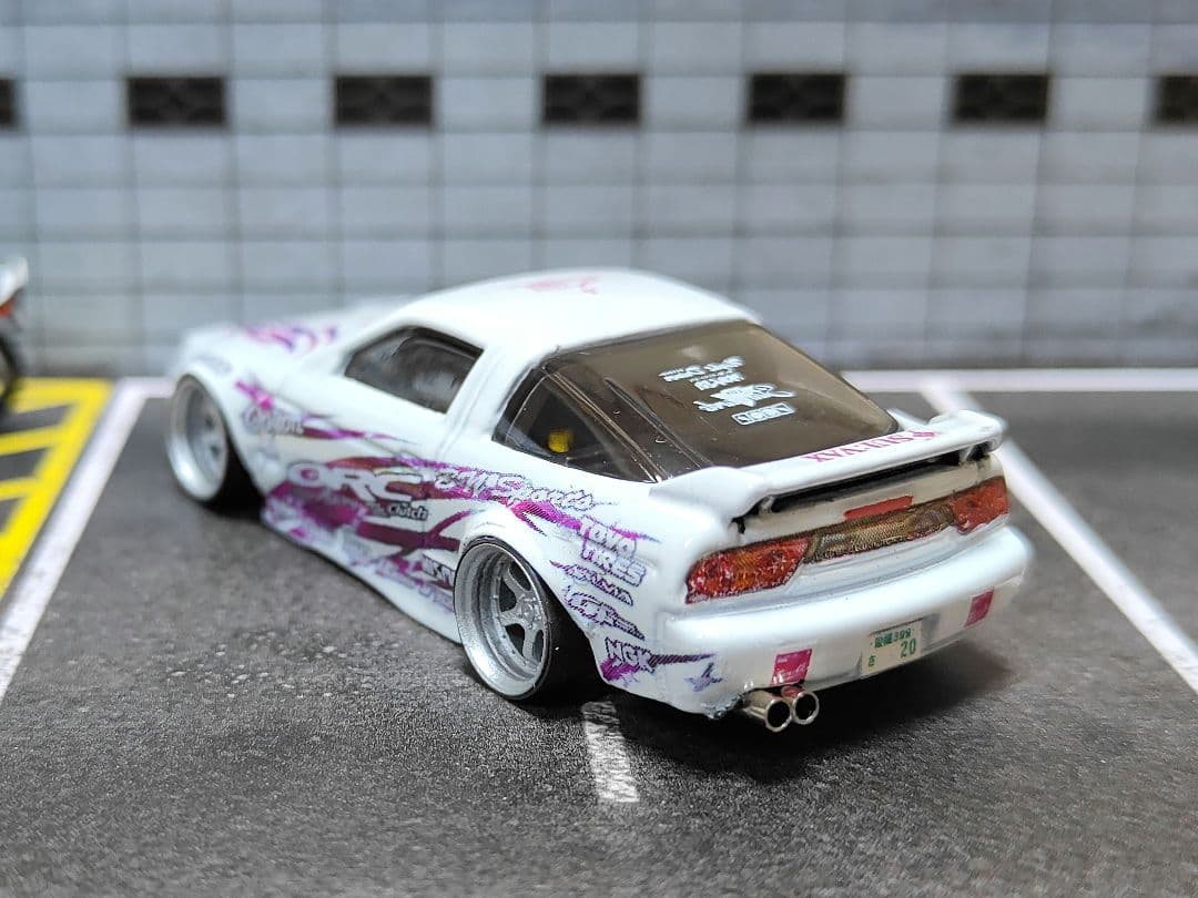 ホットウィールカスタム 日産 180sx シルビア 白✩段リム☆トミカ改造