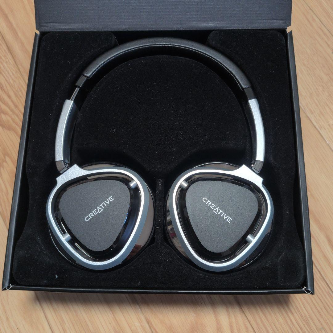 ヘッドホン CREATIVE AURVANA Live!2