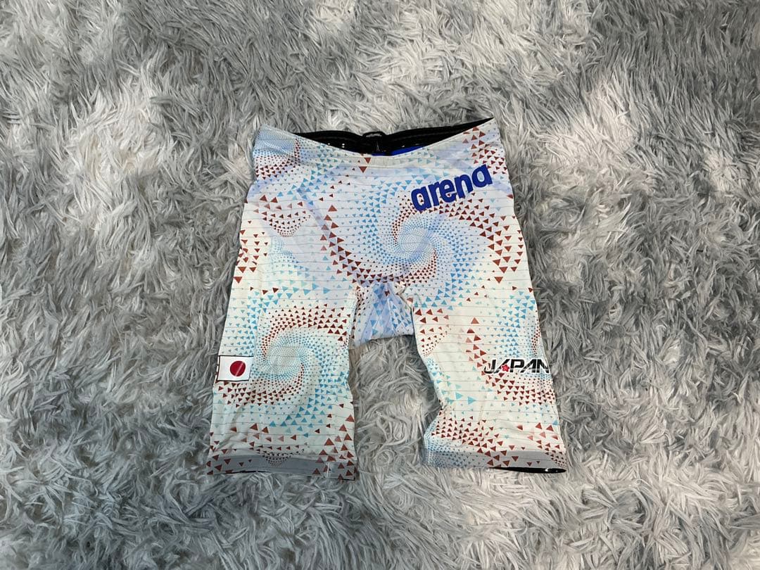 アリーナカーボンエアー2 限定　パリオリンピックモデル　あいう