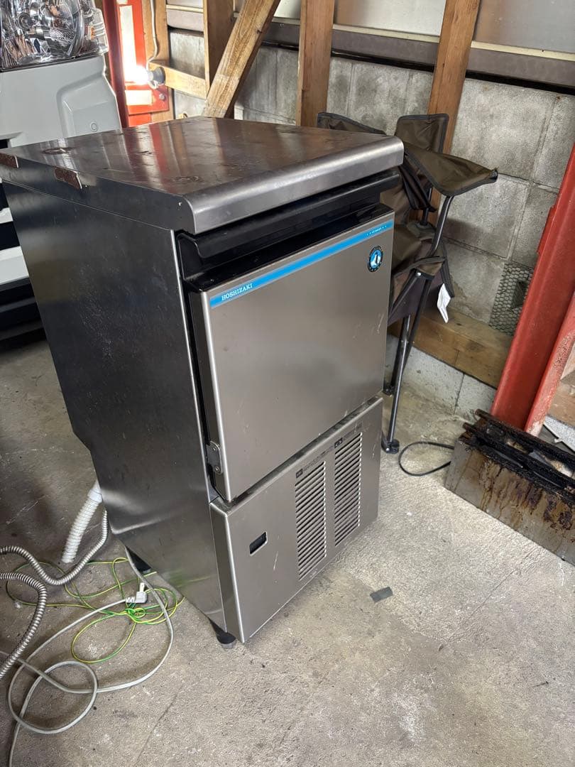 ホンジキ製業務用製氷機 M038