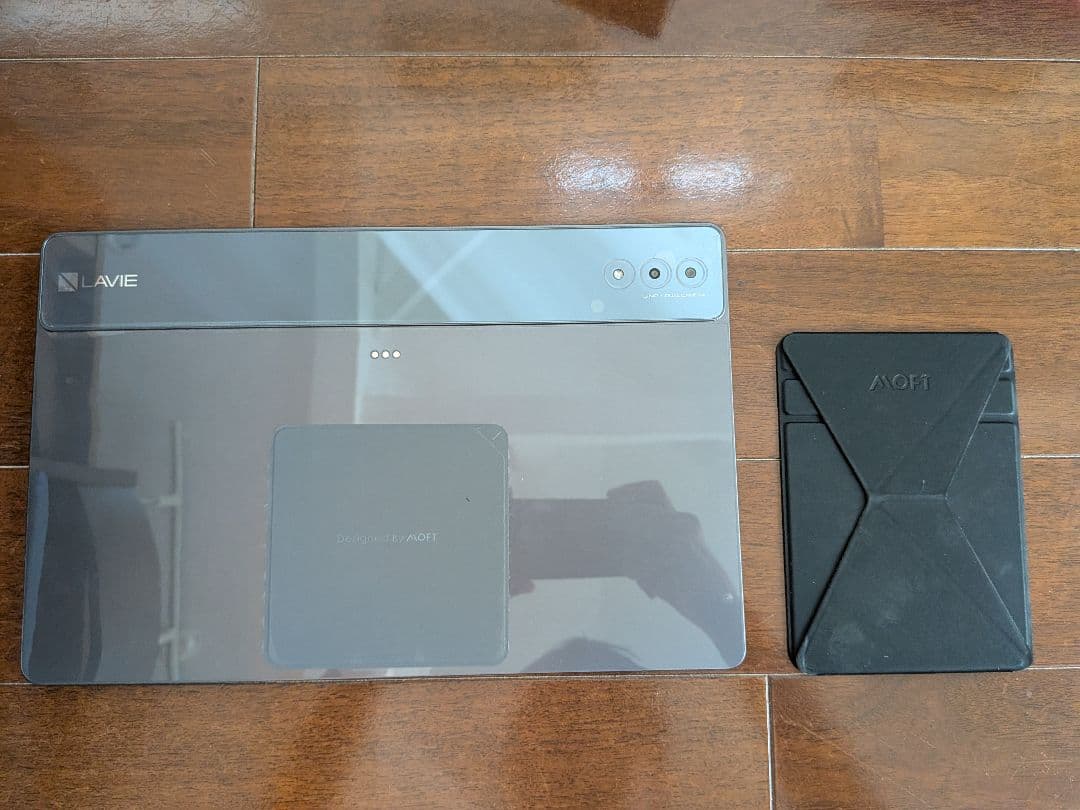 利用少な目の美品 NEC LAVIE T14本体＋12,000円相当の付属品付