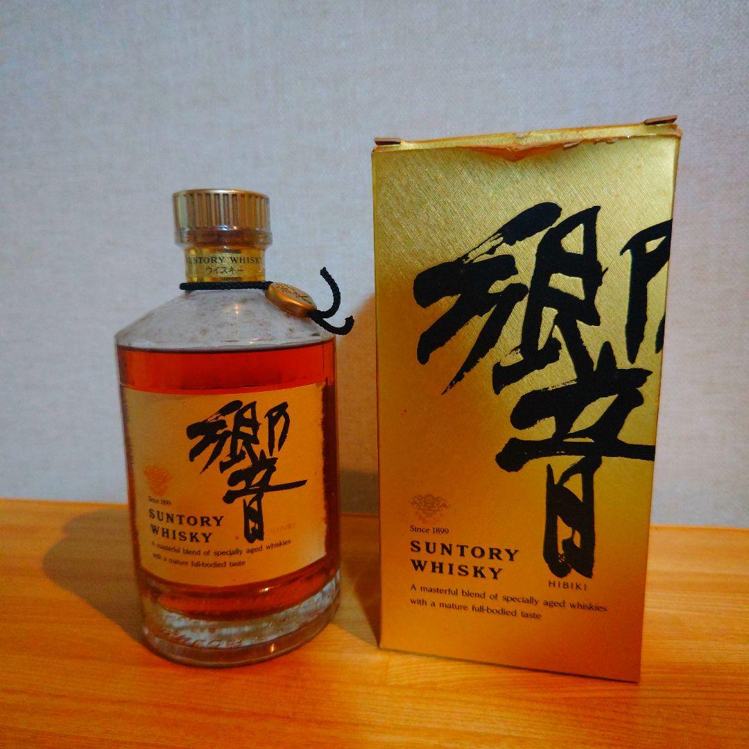 SUNTORY  WHISKY  HIBIKI  響