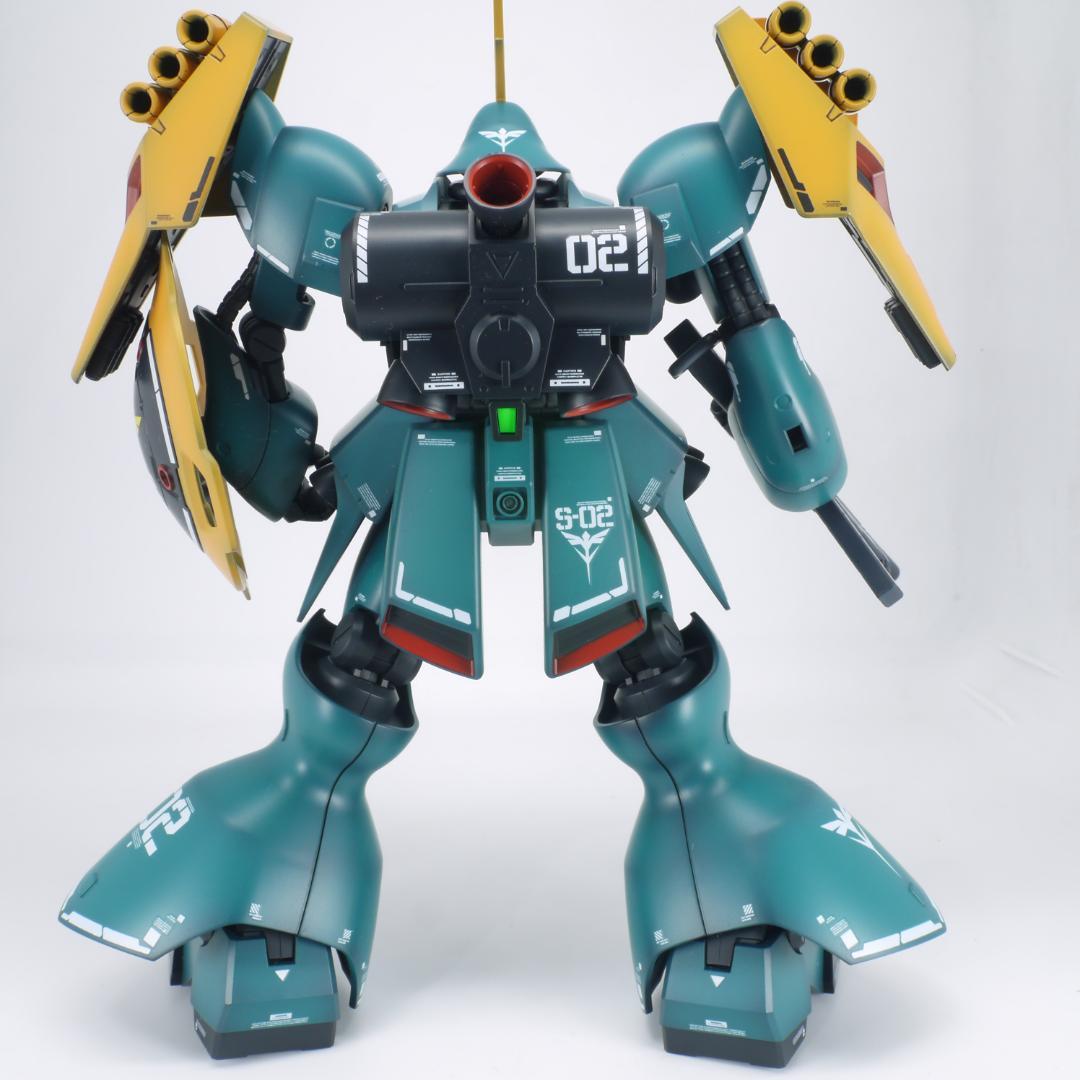 ガンプラ　HG ヤクト・ドーガ（ギュネイ機）　全塗装　完成品