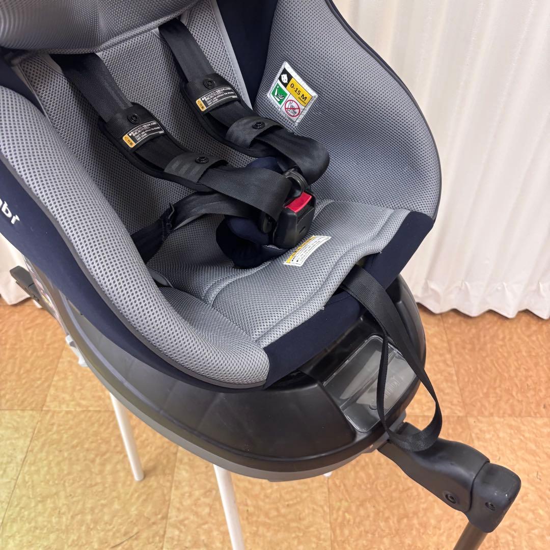 クリーニング済　☆美品☆　コンビ　クルムーヴ　アドバンス　ISOFIX　ネイビー
