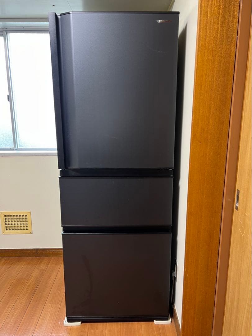 TOSHIBAブラック 3ドア冷蔵庫