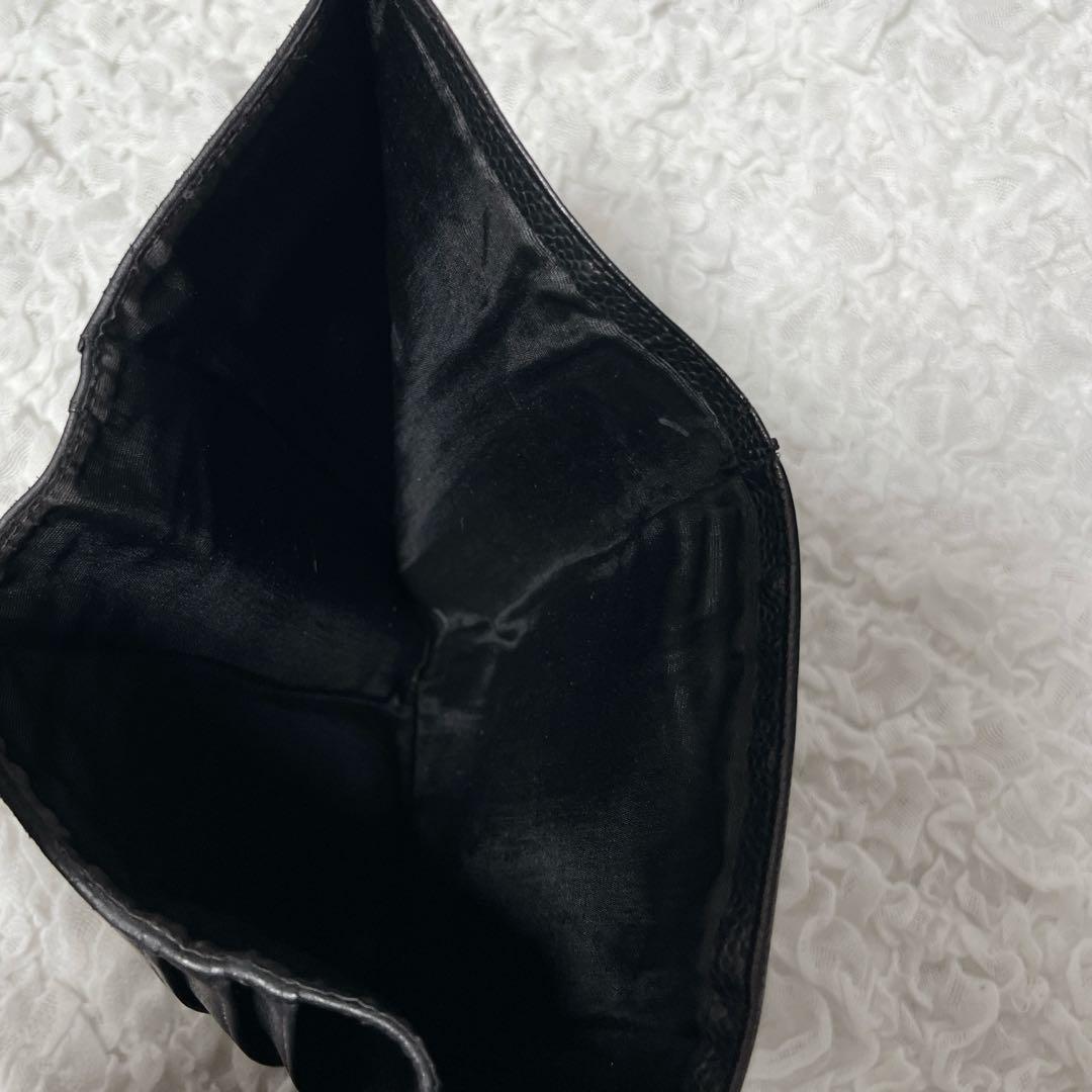 CHANEL ブラック　レザー 三つ折り財布　キャビアスキン　ギャランティカード