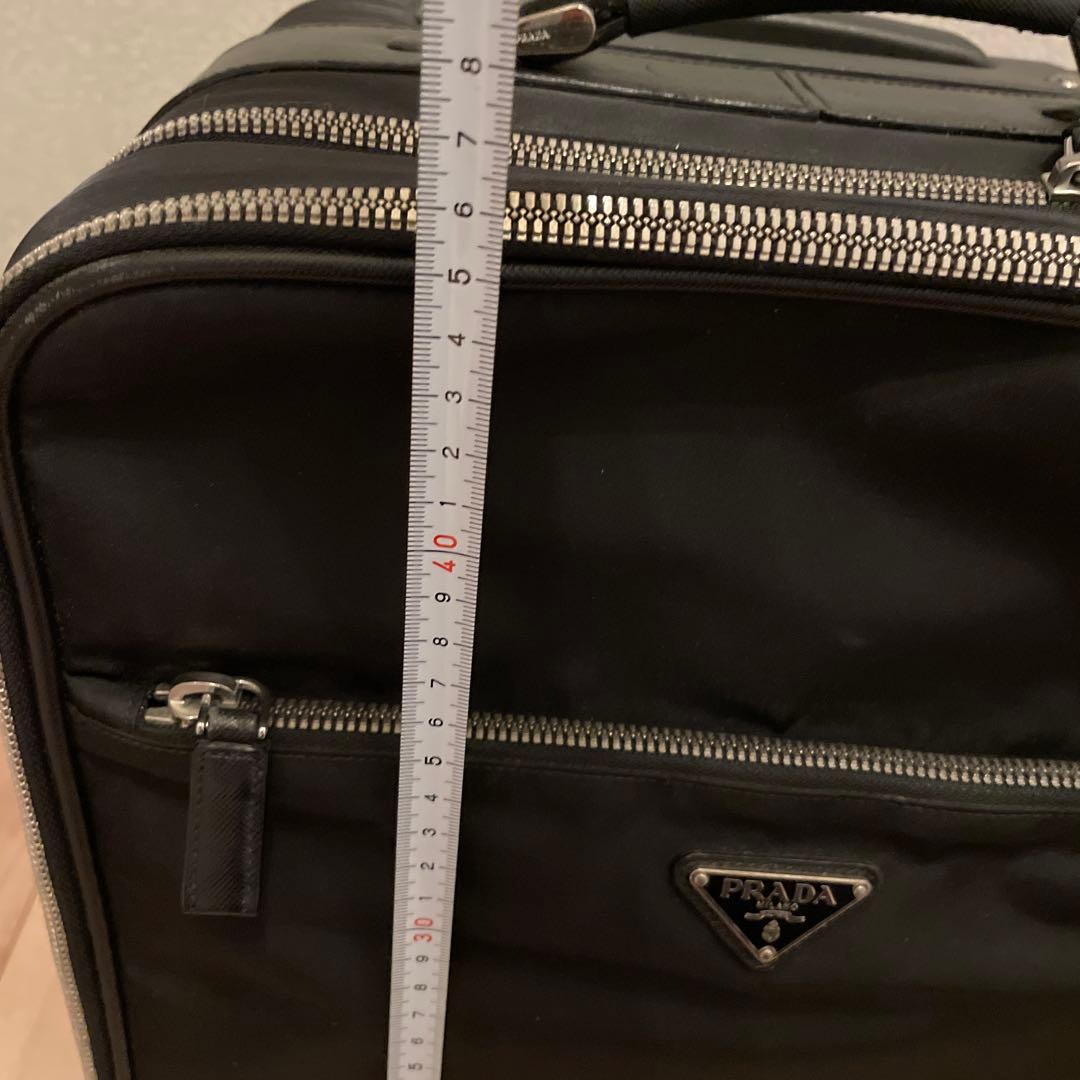 PRADA ブラック キャリーケース　保存袋付き。