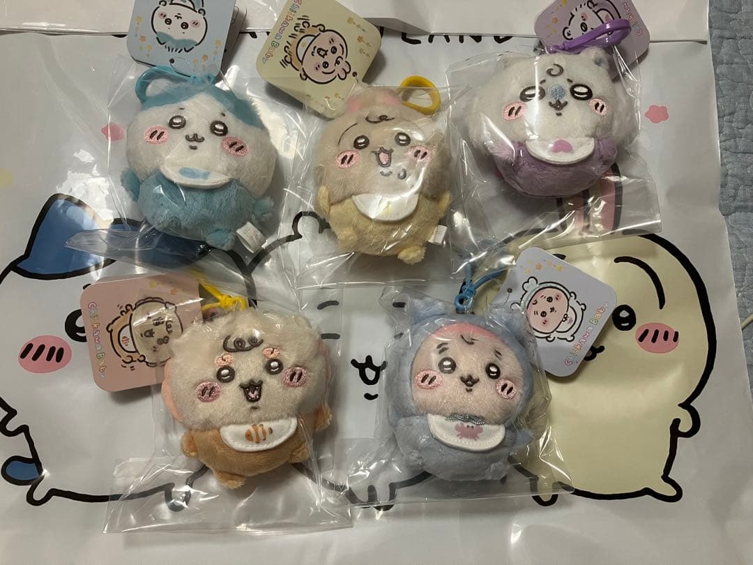 ちいかわベビー　マスコット　ハチワレ　うさぎ　モモンガ　シーサー　古本屋　カニ