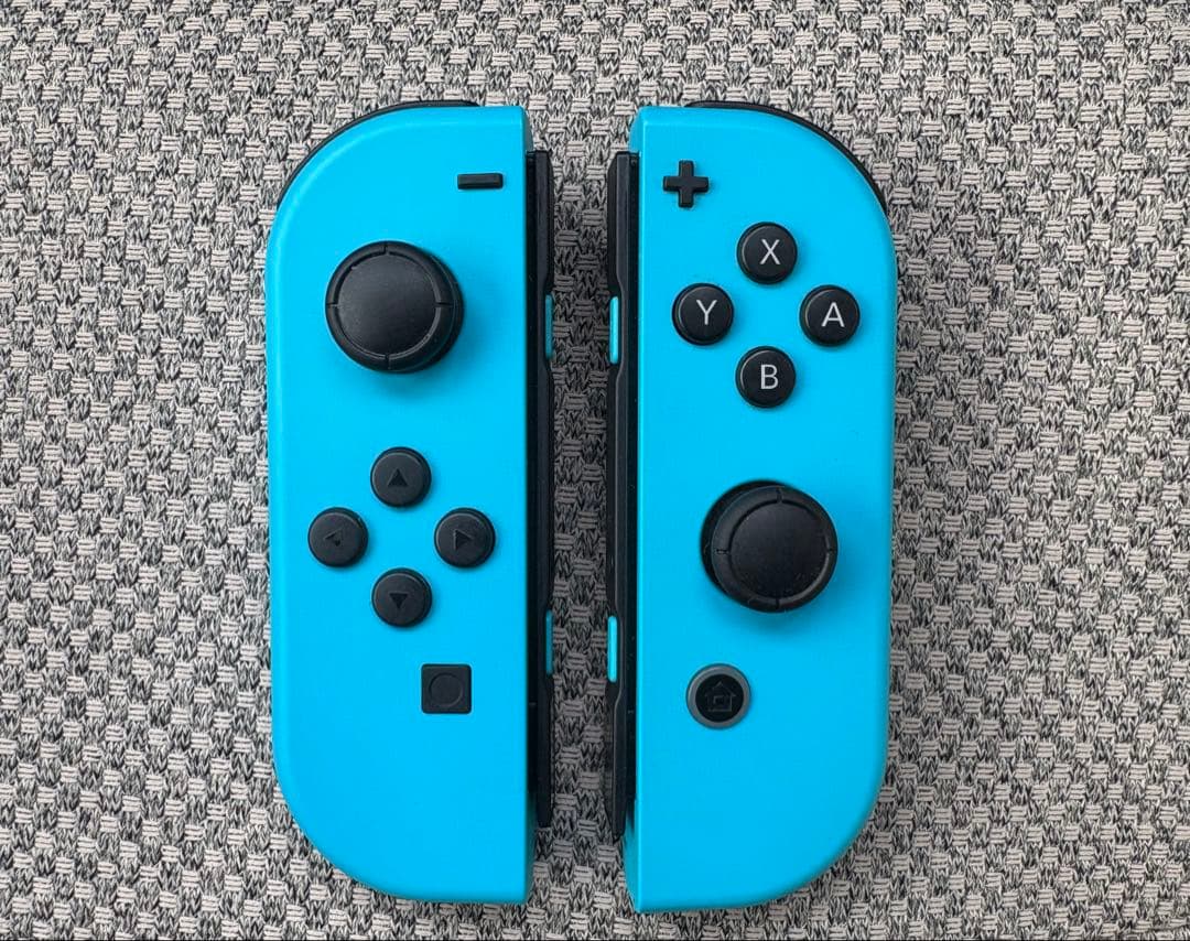 Nintendo Switch 本体 ＋ 付属品、ケース付
